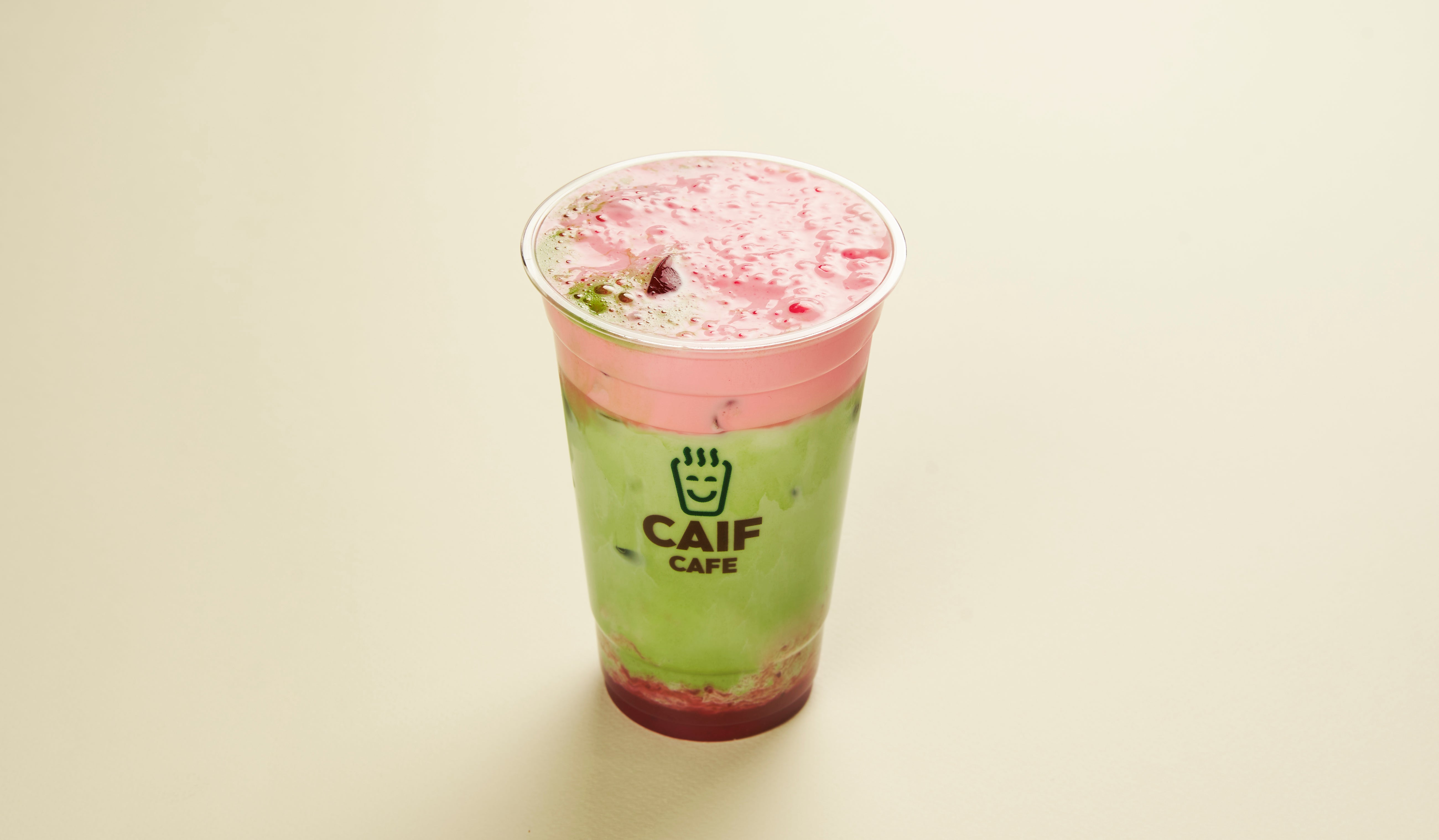 Šalta Strawberry matcha latte (didelė)